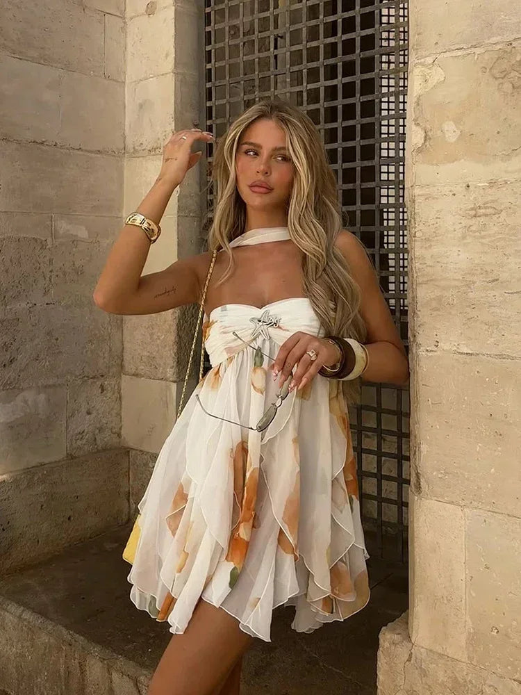 Miranda - O vestido que abraça o verão.