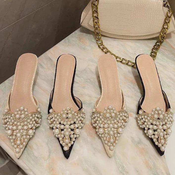 Mule de couro Charlotte