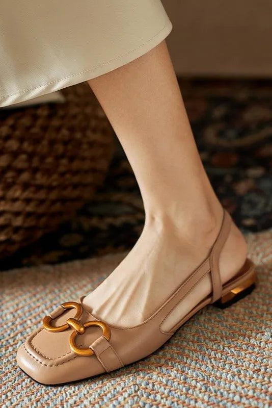 Mule Lisboa de Couro – Leveza, Versatilidade e Estilo Minimalista.